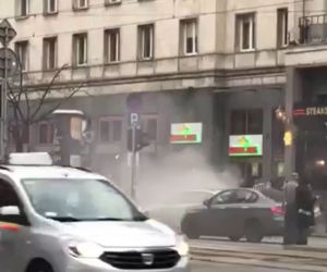 Pożar auta w Śródmieściu 