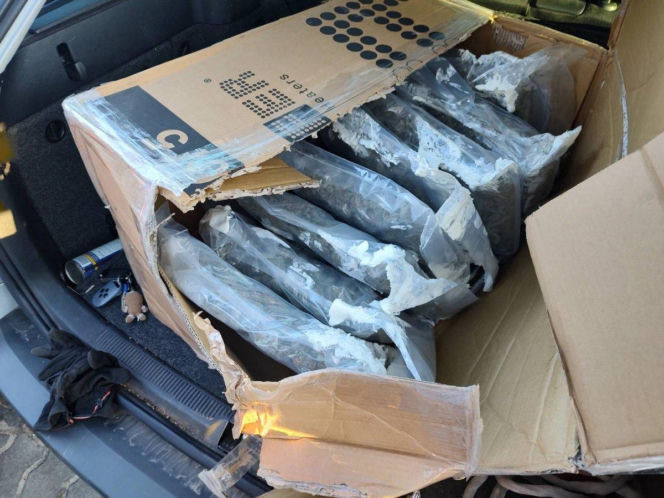 21-latek w Bydgoszczy wpadł. Niewiarygodne, co znalazła przy nim policja. Waga zwariowała