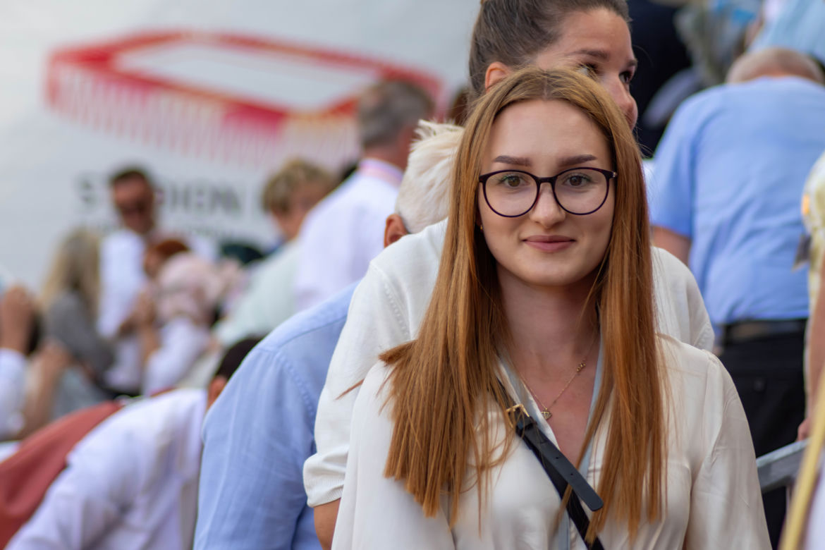 Białystok. Kongres Świadków Jehowy zgromadził tłumy na Stadionie Miejskim
