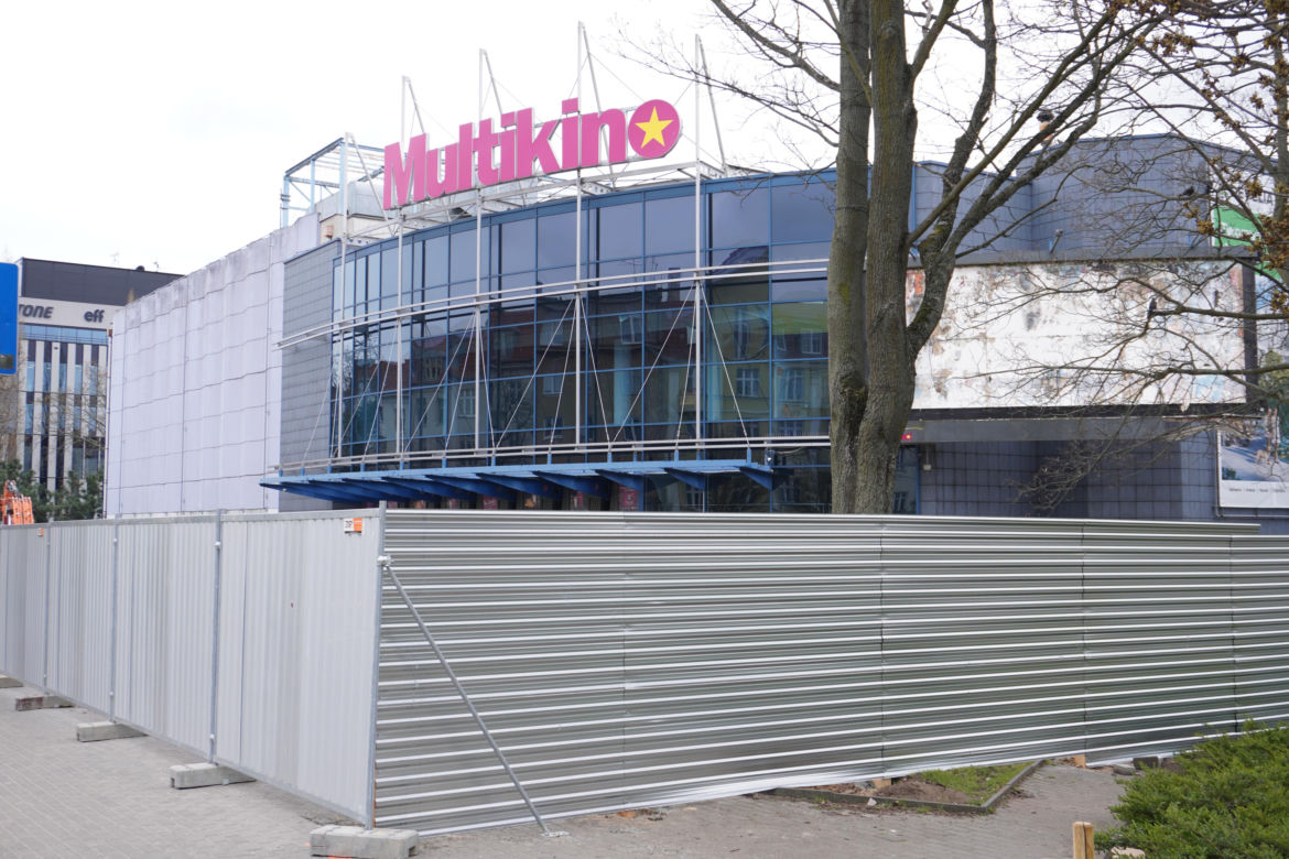 Ruszyła rozbiórka Multikina 51 