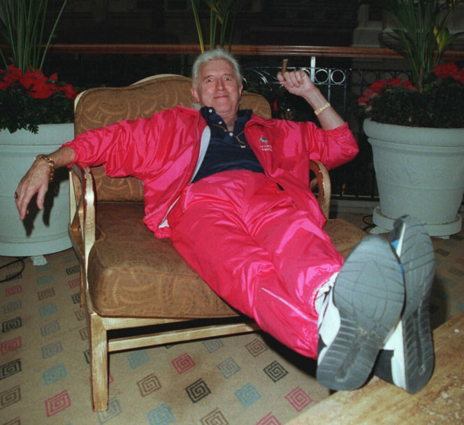 Spalili dom Jimmy'ego Savile'a! Żądają wyburzenia