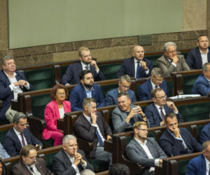 Powakacyjna rewia mody w Sejmie