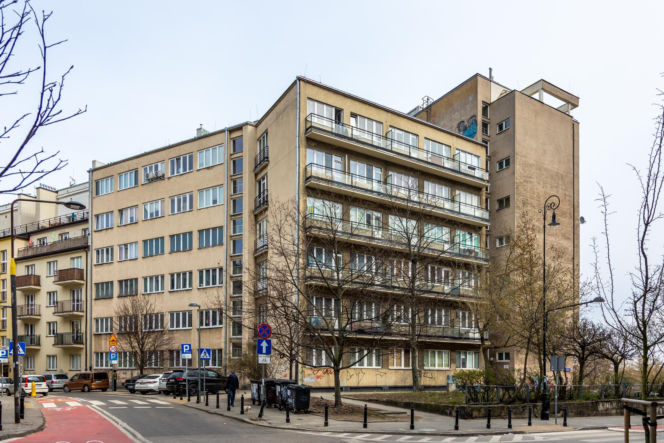 Wieżowiec przy ul. Sewerynów 4 w Warszawie