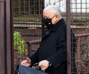 Jarosław Kaczyński w drodze do sejmu