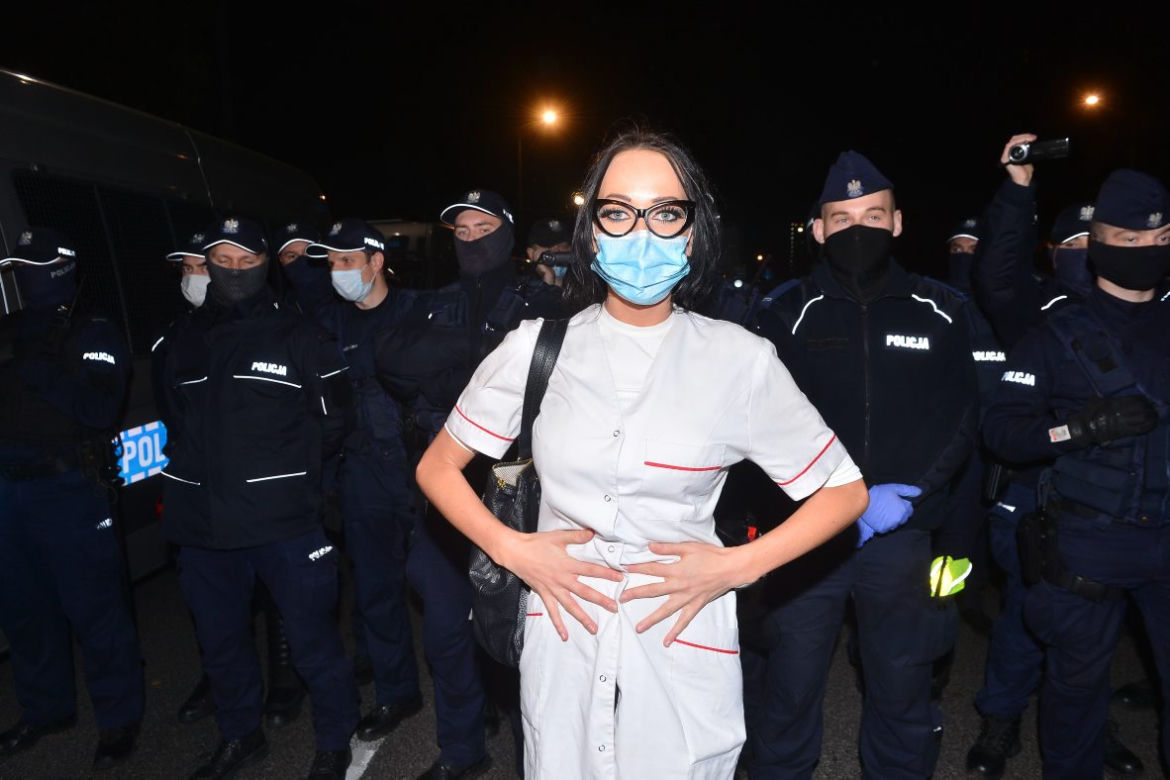 Protest kobiet przeciwko wyrokowi Trybunału Konstysucyjnego w sprawie zakazu aborcji