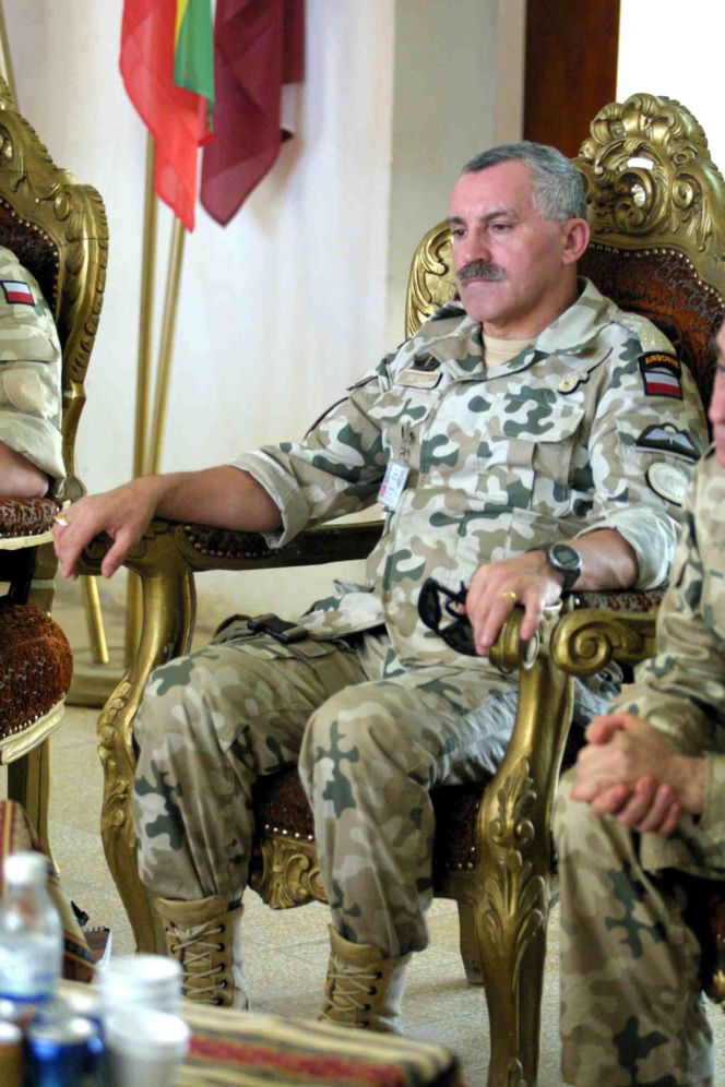 Generał Bieniek krytykuje Trumpa za słowa o polskich żołnierzach