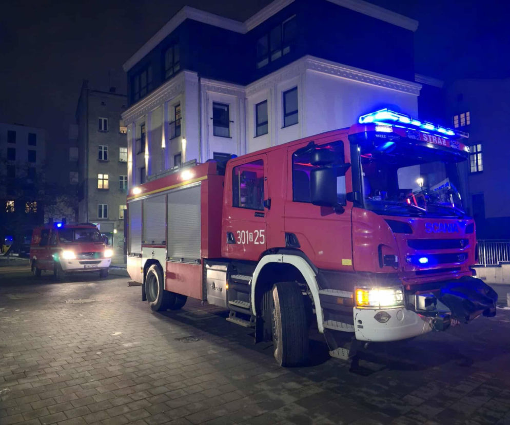 Ewakuacja bloku we Wrocławiu. Mieszkańców obudził żrący zapach chemikaliów