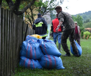 Podtopienia na Podkarpaciu. Żołnierze pomagają w walce z żywiołem [ZDJĘCIA]