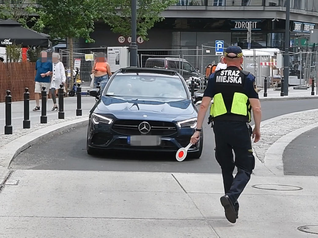 Straż Miejska w Warszawie protestuje