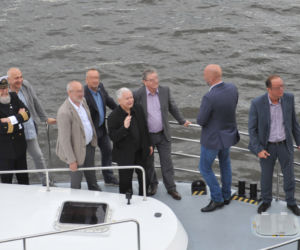 JAROSŁAW KACZYŃSKI NA ŻAGLOWCU.