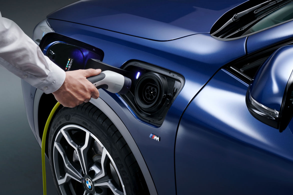 BMW X2 xDrive25e