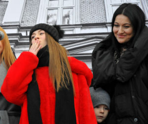 Roksana Węgiel z mamą