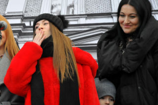 Roksana Węgiel z mamą