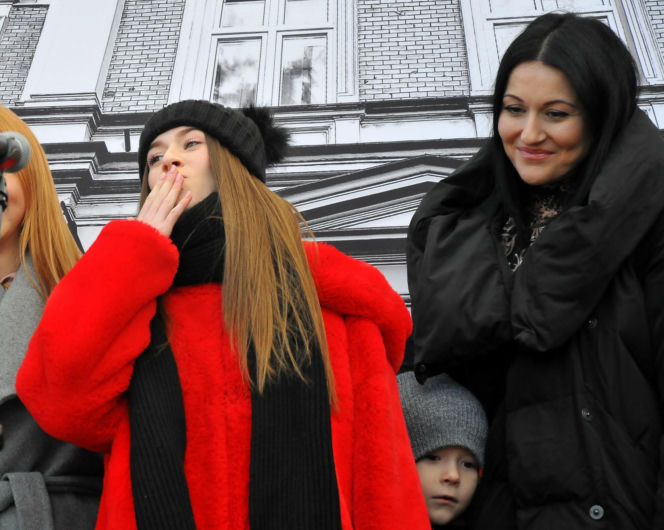 Roksana Węgiel z mamą