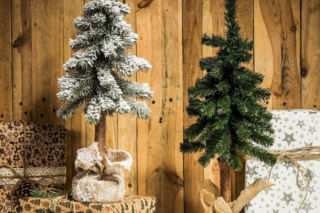 Jak ozdobić choinkę na pniu? Oto najmodniejsze pomysły na święta!