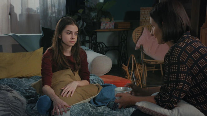 M jak miłość odc. 1895. Agnes (Amanda Mincewicz), Basia (Karina Woźniak)