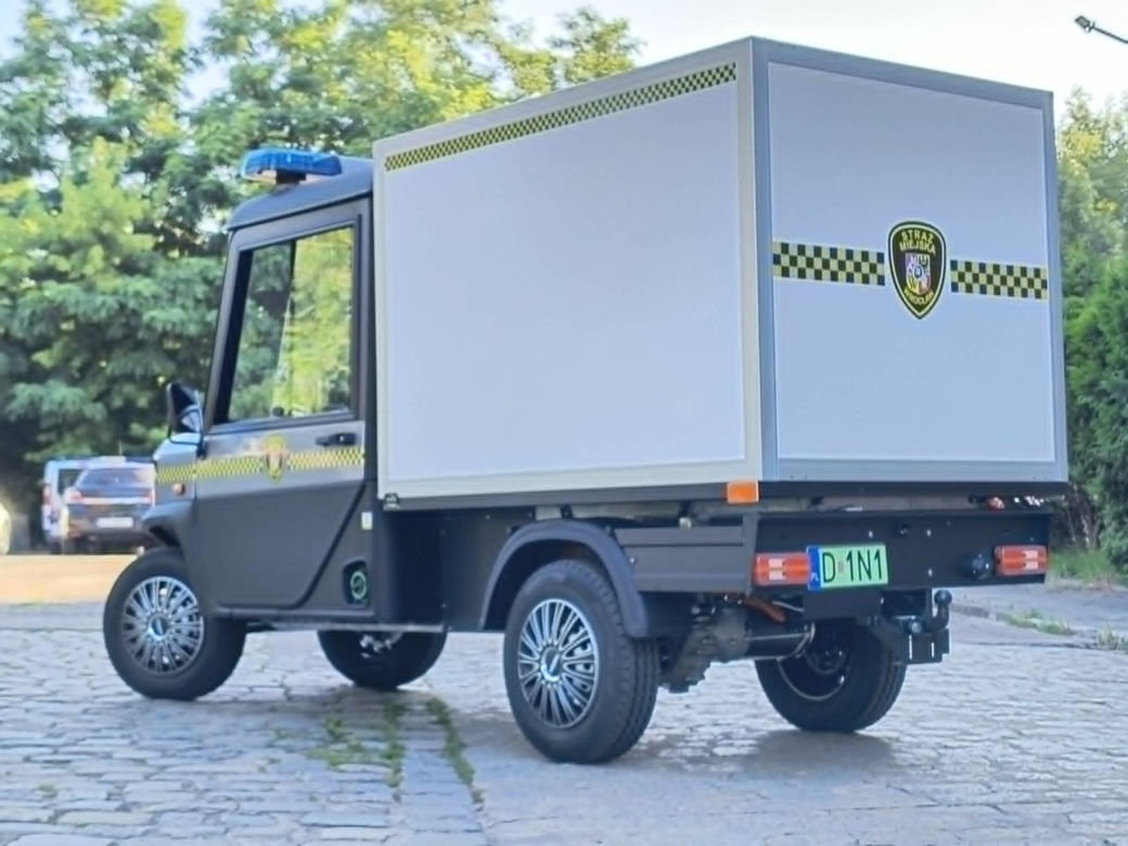 Strażnicy miejscy przesiedli się do meleksa. Tak patrolują centrum Wrocławia