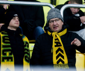 Kibice GKS Katowice dopingowali piłkarzy w meczu z Pogonią