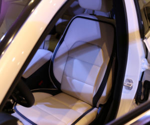 Infiniti Q30