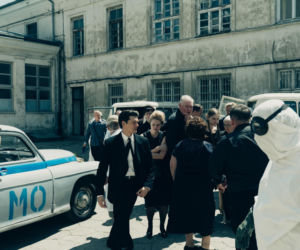 Czarna śmierć, odcinek 3: Żałobnicy z pogrzebu Anny Bielik zostaną odizolowani przez służby sanitarne i milicję! W trakcie obchodów Święta Kwiatów umrze kolejny pacjent - ZDJĘCIA, ZWIASTUN