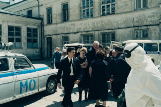 Czarna śmierć, odcinek 3: Żałobnicy z pogrzebu Anny Bielik zostaną odizolowani przez służby sanitarne i milicję! W trakcie obchodów Święta Kwiatów umrze kolejny pacjent - ZDJĘCIA, ZWIASTUN