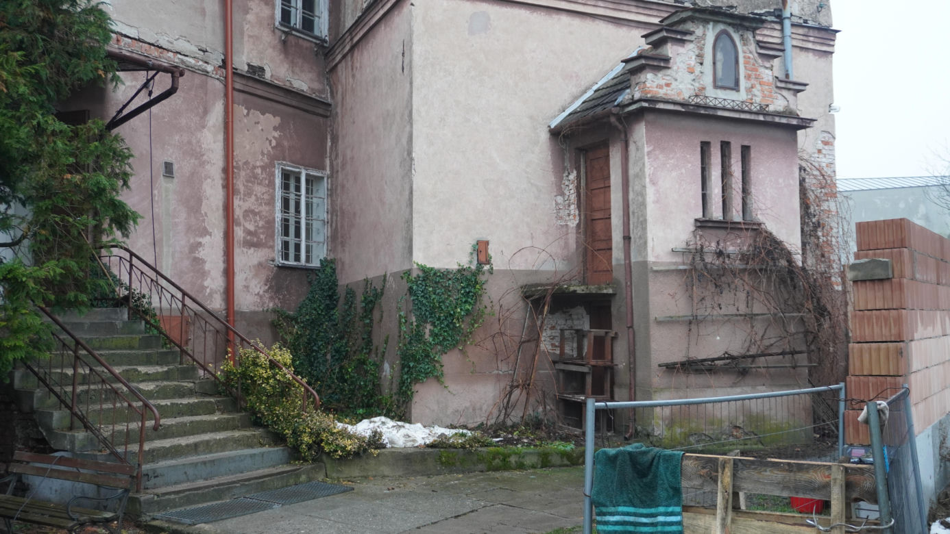 Benedyktynki sprzedają ekologiczne karpie w XIII-wiecznym klasztorze w Staniątkach. To już wielowiekowa tradycja 
