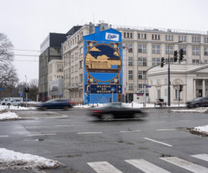 Nowy mural Wedla na Kamionku. Wskazuje konkretny kierunek 