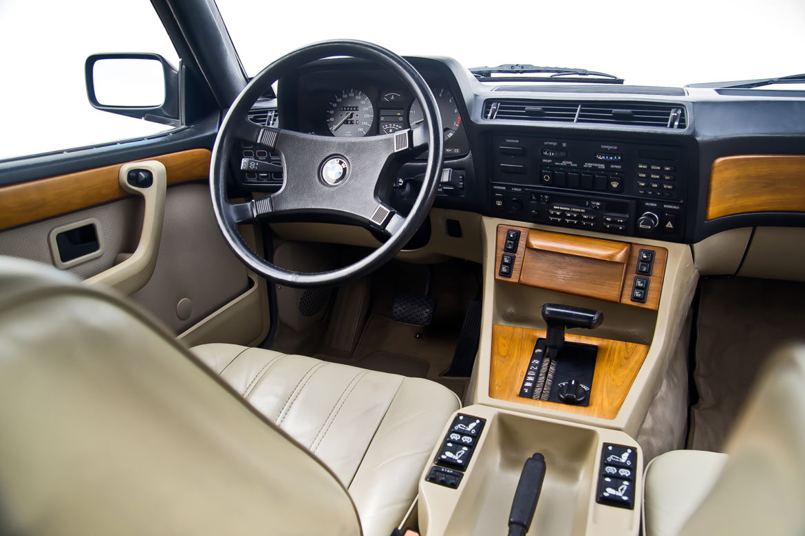 BMW 745i E23