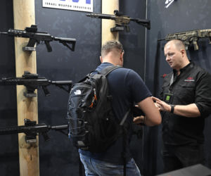 Warszawskie Targi Obronne. Ponad 100 wystawców, broń, sprzęt wojskowy i wyposażenie służb mundurowych w jednym miejscu!