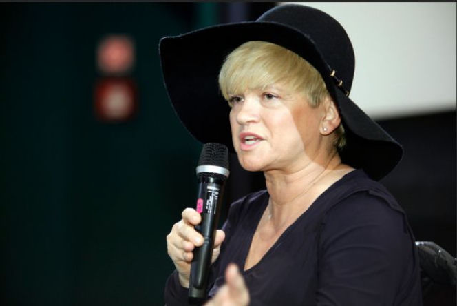 KATARZYNA FIGURA