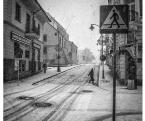 Zaśnieżony Rzeszów w czerni i bieli: Te zdjęcia są PIĘKNE! [GALERIA]