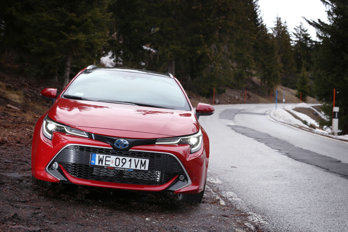 Toyota Corolla Touring Sports 2.0 Hybrid 180 KM e-CVT Executive