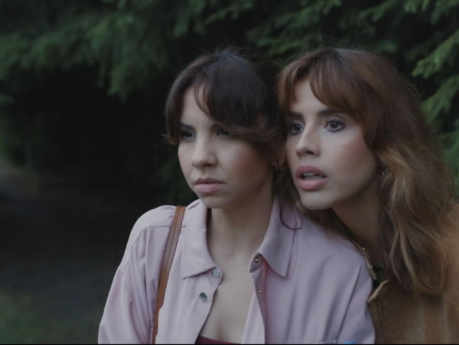 M jak miłość. Aneta (Ilona Janyst), Kama (Michalina Sosna)