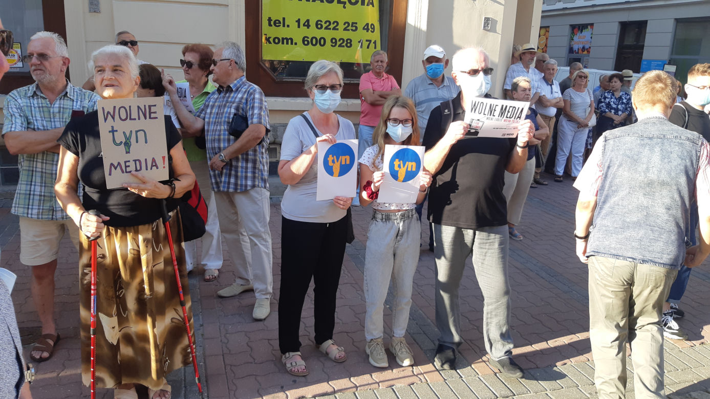 "Wolne media!". Mieszkańcy Tarnowa wyszli na ulicę 