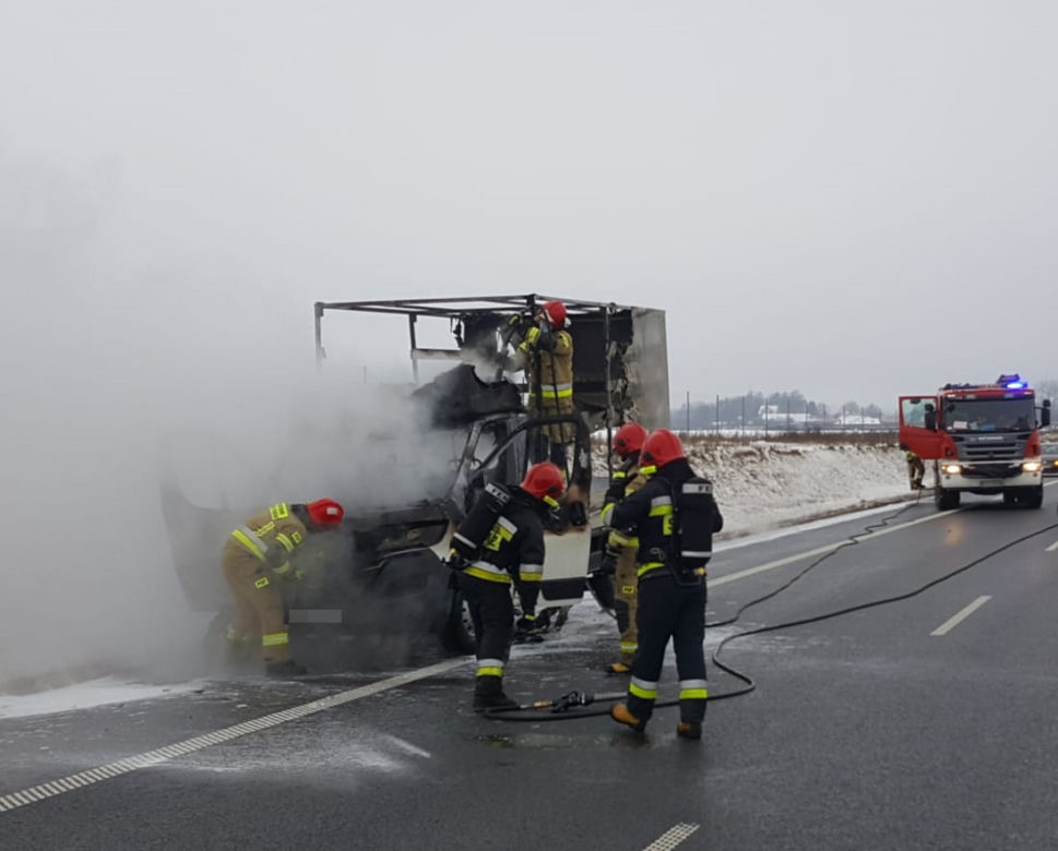 Pożar samochodu na obwodnicy Szczecinka