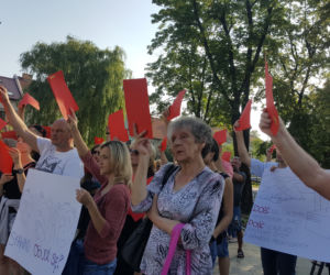Dość trucia!: Mieszkańcy Skawiny protestują [WIDEO, ZDJĘCIA, AUDIO]