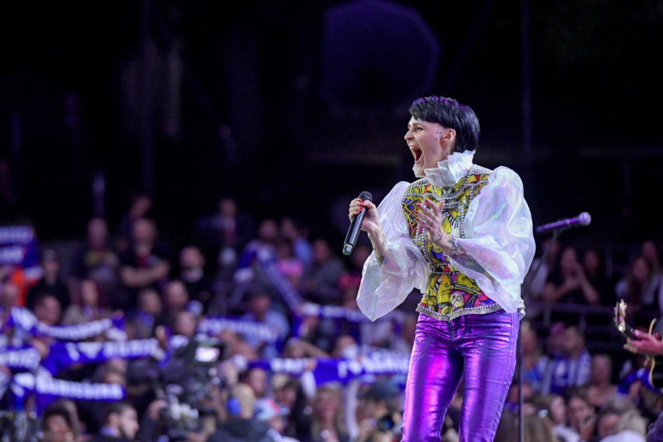 Tak na początku kariery wyglądała Agnieszka Chylińska. Z mrocznej rockmanki w ikonę stylu