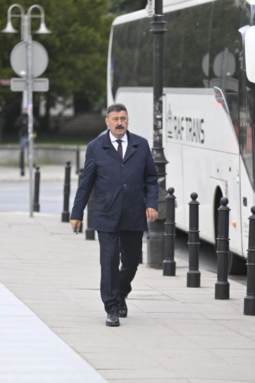 Politycy PiS jadą na wyjazdowe posiedzenie klubu