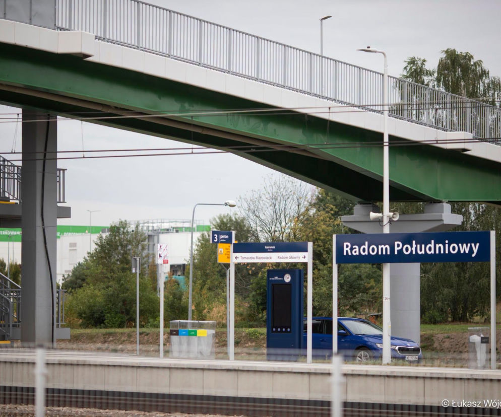 Nowy przystanek PKP Radom Południowy z peronem i zieloną kładką. O tej inwestycji przeczytasz na Eska Warszawa.