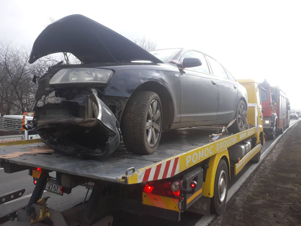 Wypadek na DK 25 w Nowym Dworze! Spore utrudnienia dla kierowców! [ZDJĘCIA]