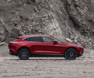 Aston Martin DBX (2020)