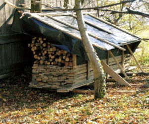 Więźba dachowa bez błędów. Składowanie drewna