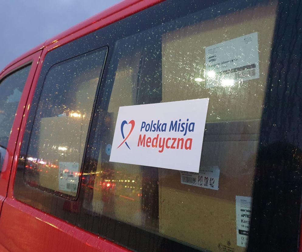 Polska Misja Medyczna wysłała na granicę polsko-ukraińską dwa busy wypełnione opatrunkami.