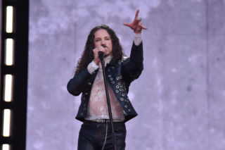 Michał Szpak powalił wszystkich na kolana! Wystrzałowy wieczór na trasie Lata z Radiem i Telewizją Polską