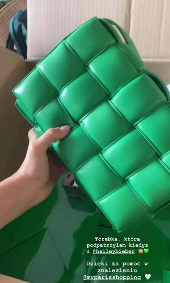 Julia Wieniawa chwali się torbą za 140 tys.zł