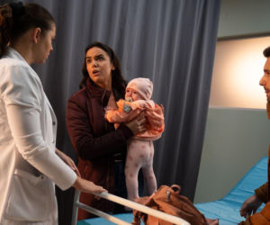 Na dobre i na złe odc. 981. Iga (Anna Szymańczyk),  Marlenka (Oliwia Romakhova), rodzice zastępczy (Monika Sznajder, Radomir Rospondek)