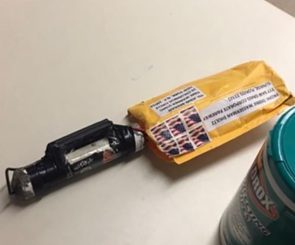 Paczki z bombami sieją terror w USA