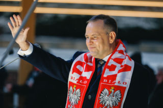 Nawrocki i kibicowski Dragon na Jasnej Górze