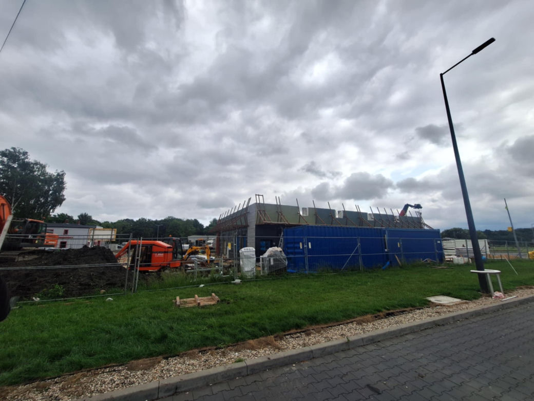 Budowa restauracji McDonald's w Świerklańcu