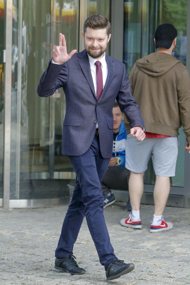 Remigiusz Mróz  zarobił miliony